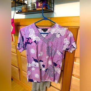 Floral scrub top